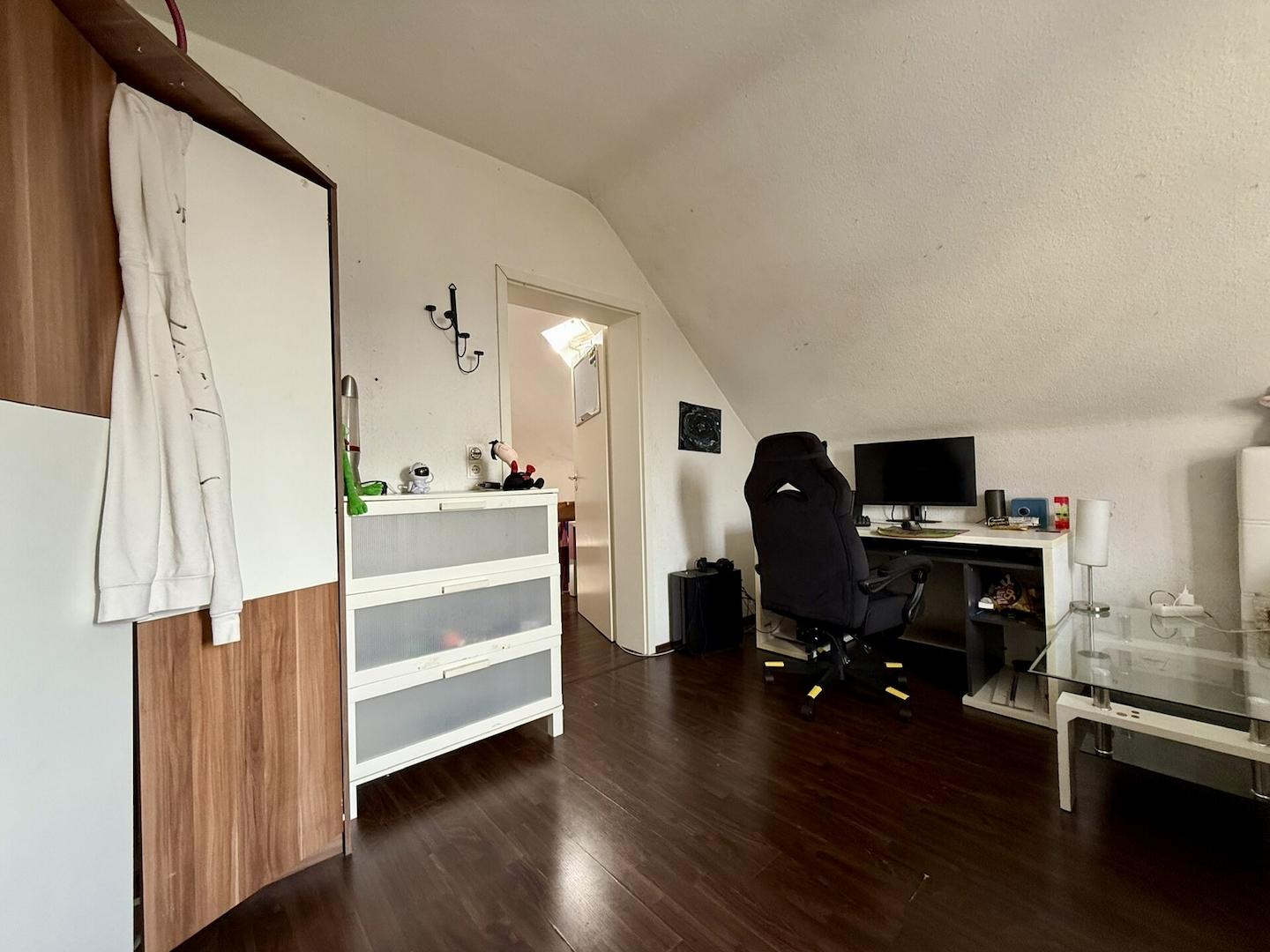Dachgeschoss: Schlafzimmer 1