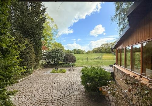 EG Blick zur Terrasse vom Wohnzimmer