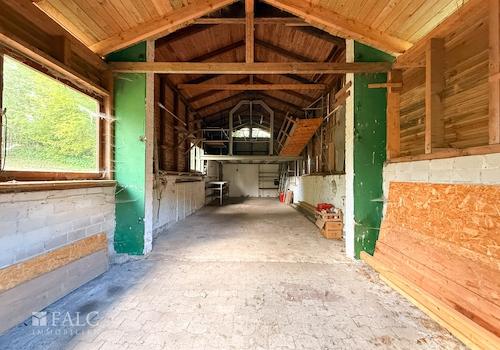 Große Garage 