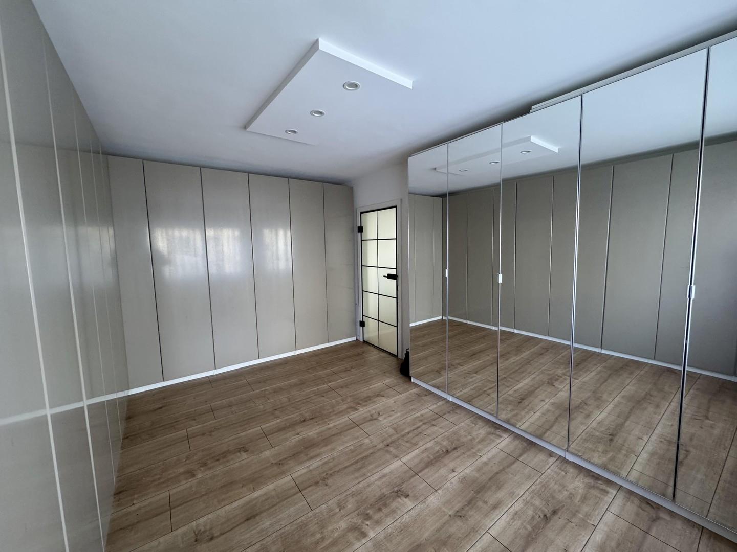 Ankleide-/Arbeitszimmer 
