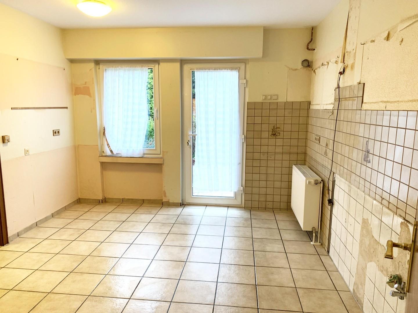 Küche (vor Renovierung)