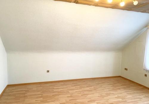 2. Großes Schlafzimmer OG