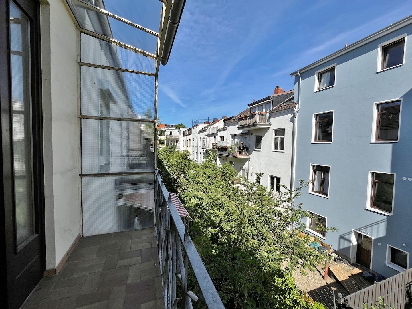 Balkon OG