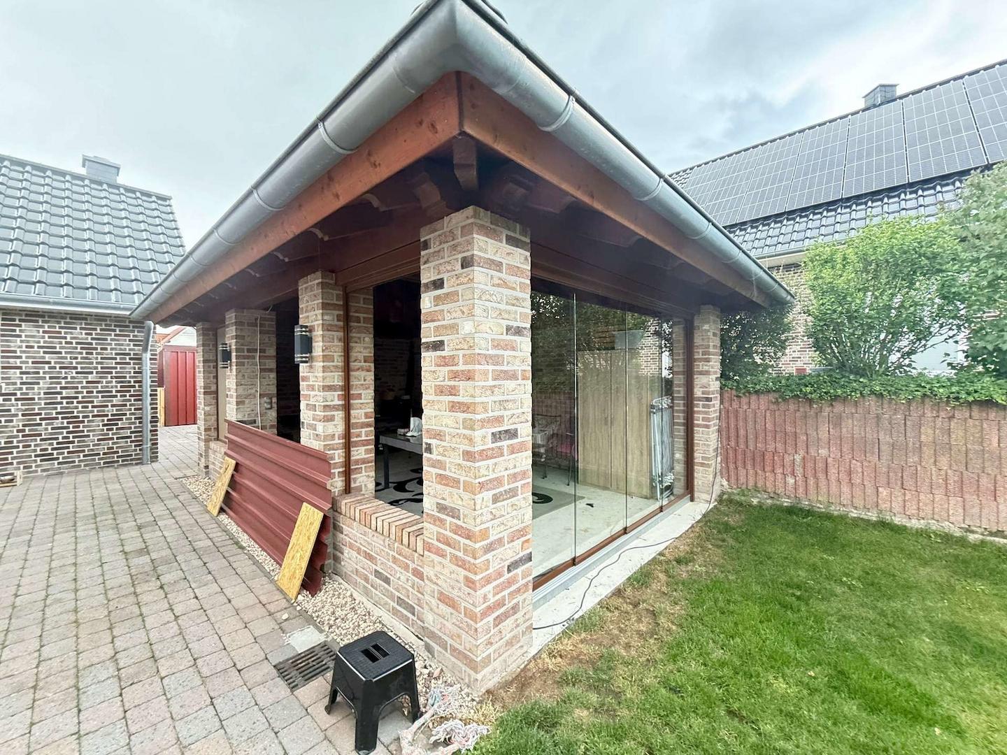 Überdachter Sommergarten