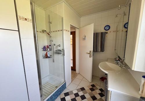 Badezimmer EG