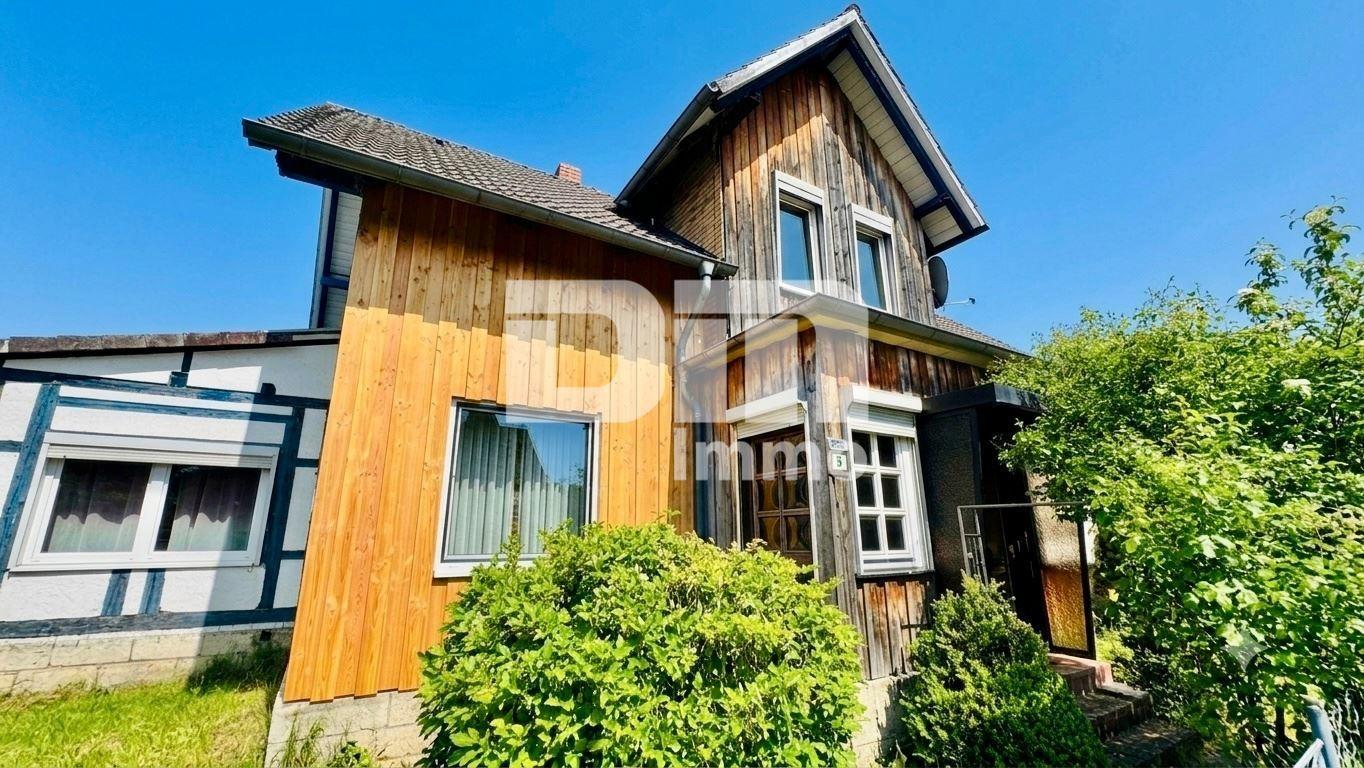 Frontansicht Wohnhaus