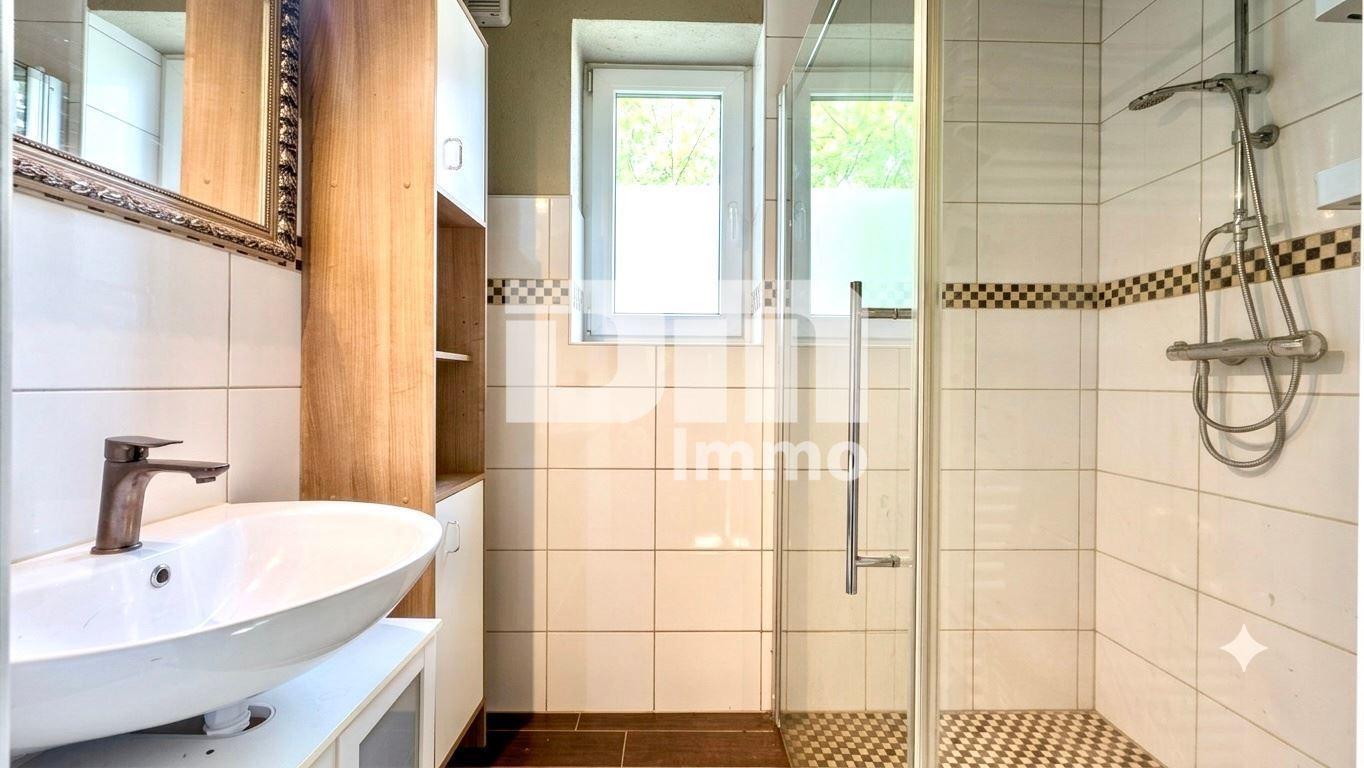 Wohnhaus EG Bad / Dusche