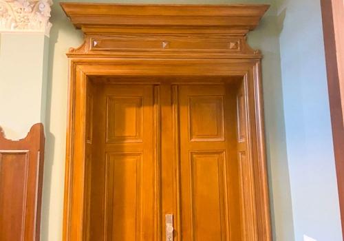 Wohnungseingangstür mit Supraporten