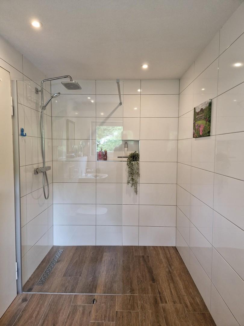 Badezimmer 2