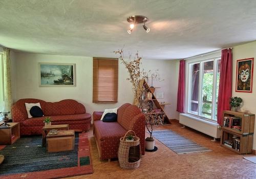 Wohn-Schlafzimmer Bienenhaus