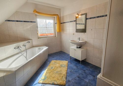 Badezimmer DG