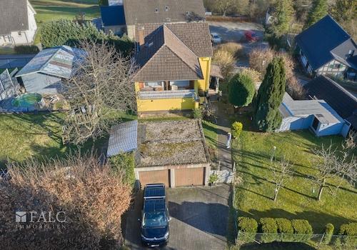 Haus mit Garage