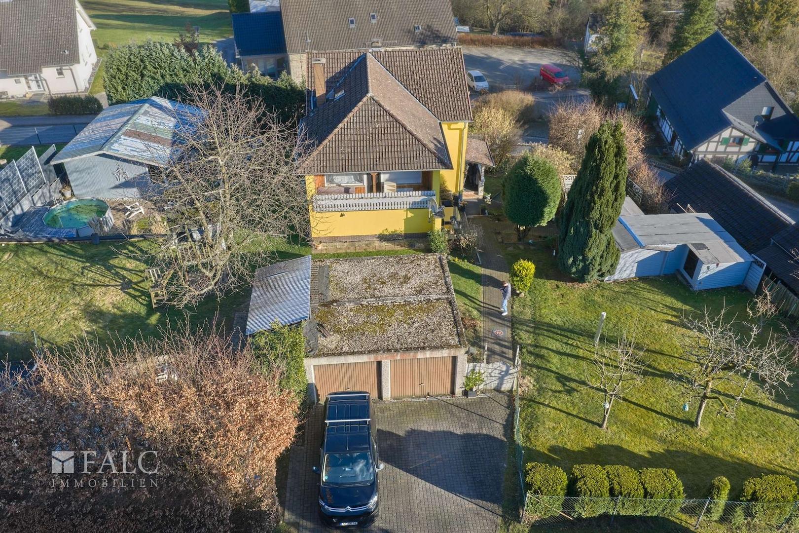 Haus mit Garage