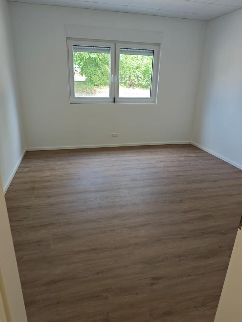 Büro 1