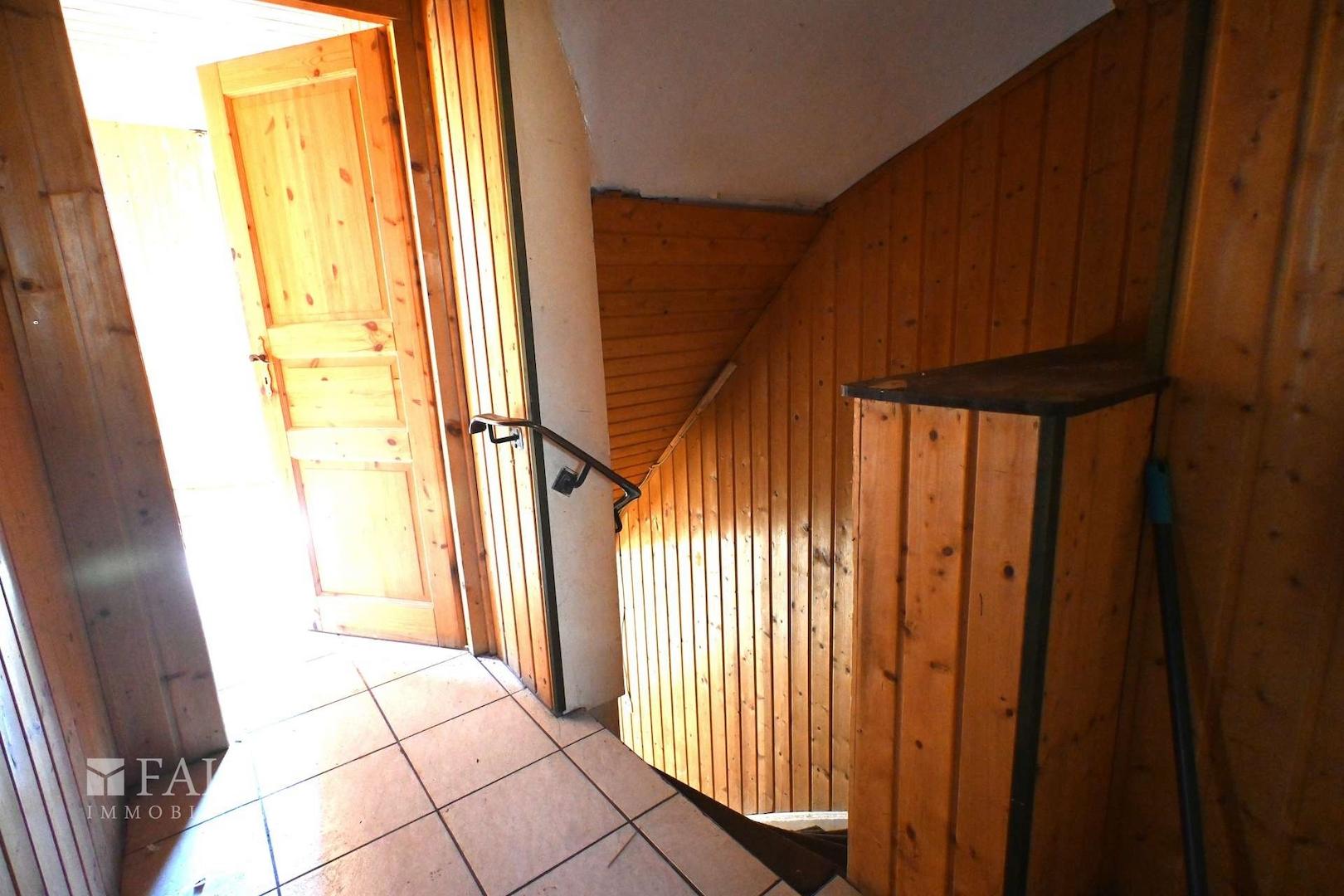 Flur mit Treppe