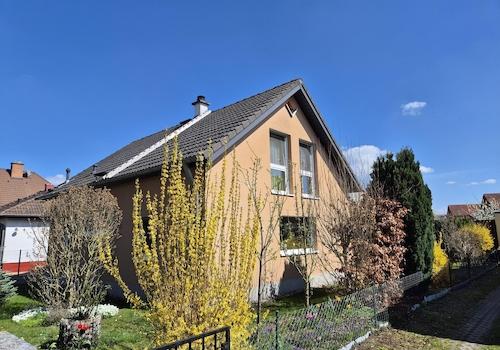 Straßenansicht 2