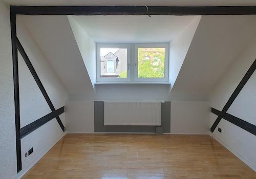 Wohnung Dachgeschoss rechts