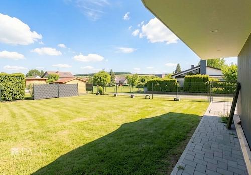 Garten mit viel Fläche