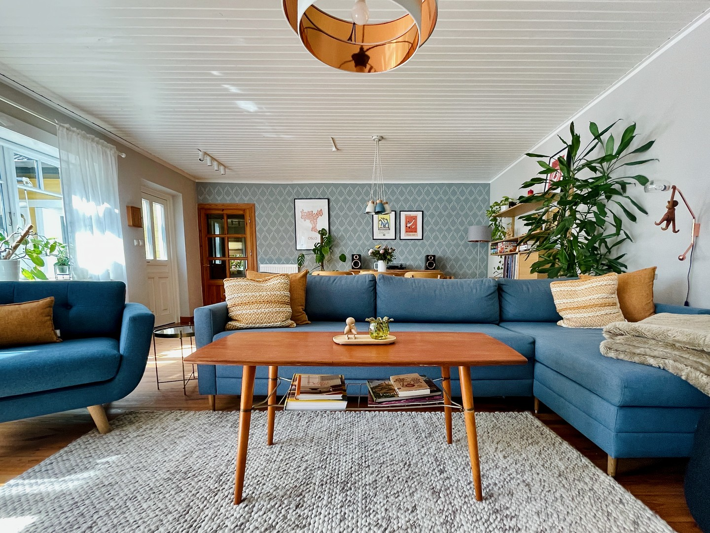 Wohn- und Esszimmer, ca. 42 m²