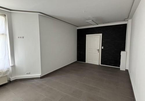 Wohnzimmer, Blick zum Flur