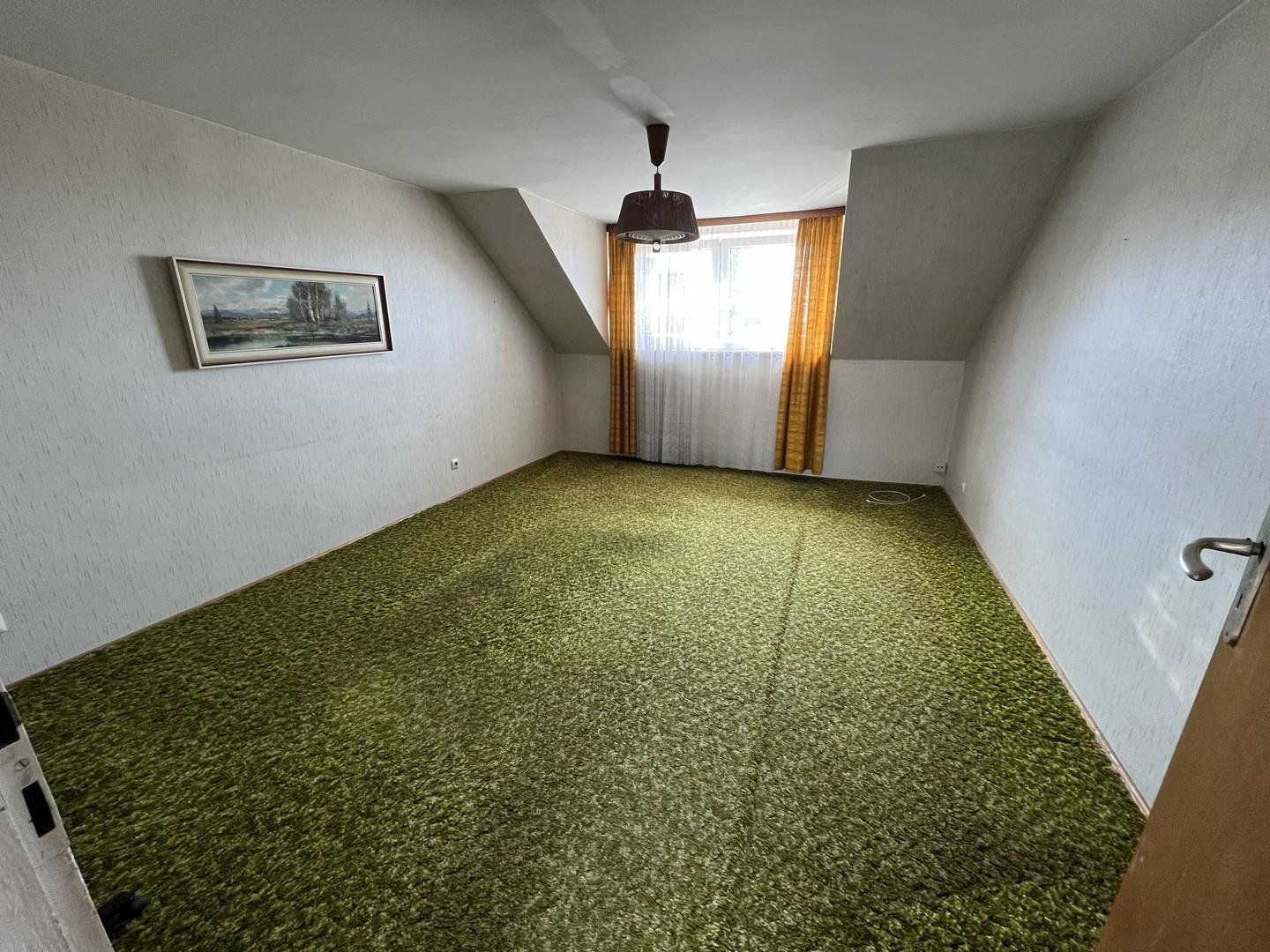 Wohnzimmer DG