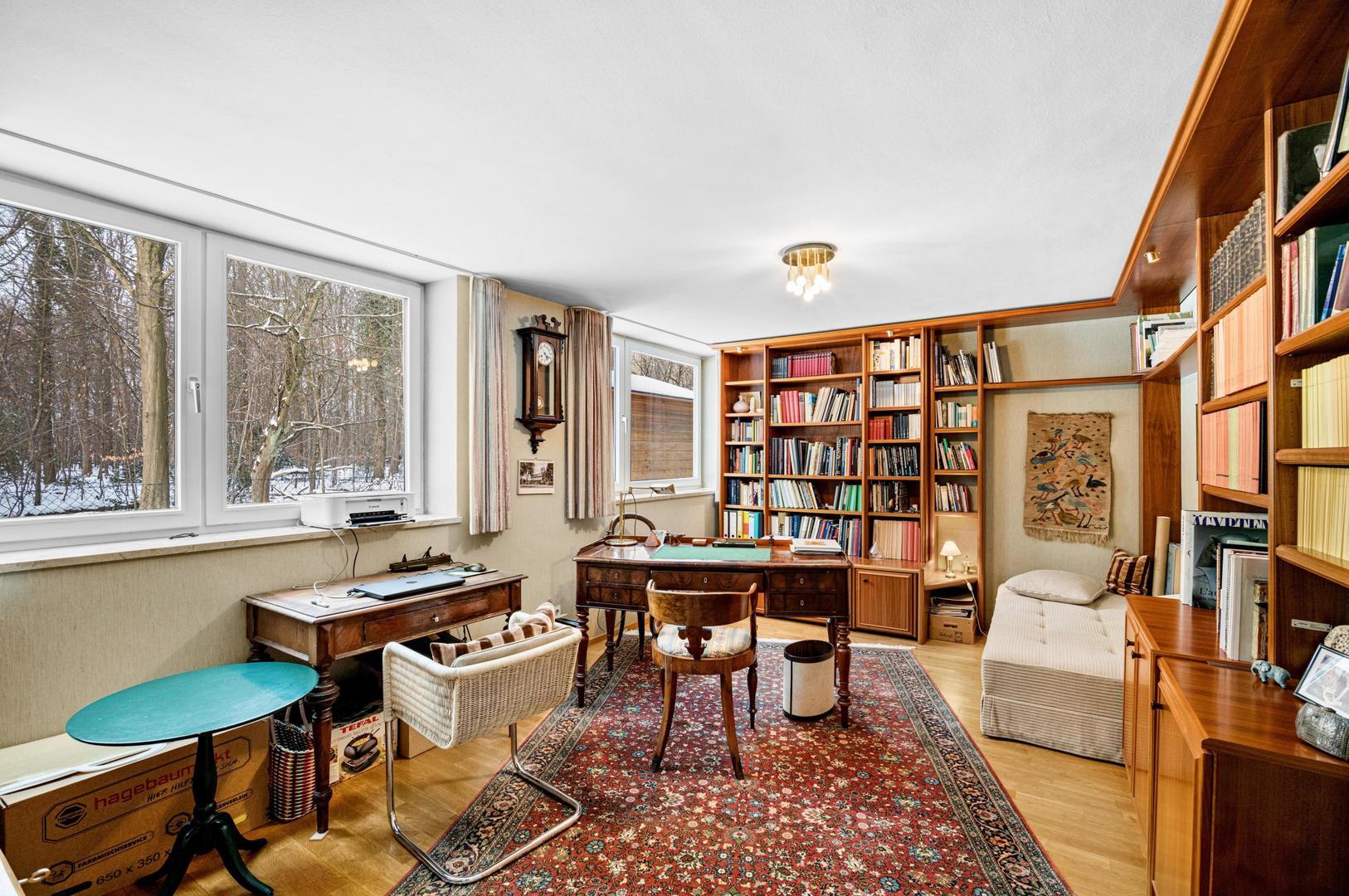 Arbeitszimmer Souterrain