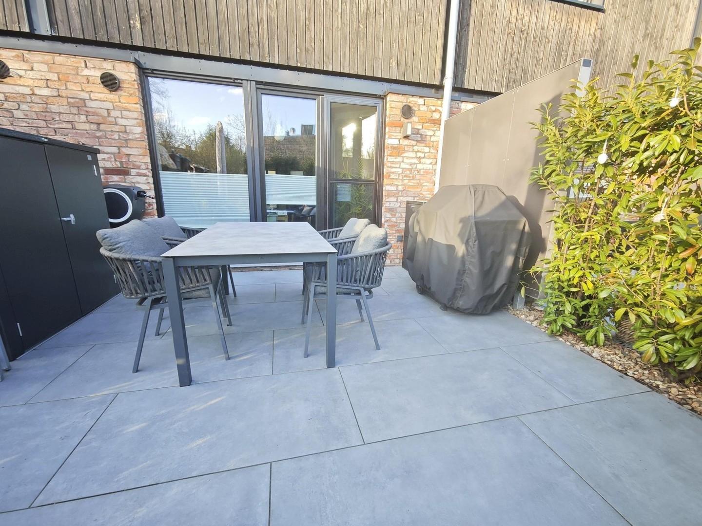 Südterrasse 