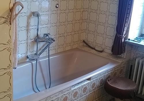 Vollbad Badewanne 1.OG