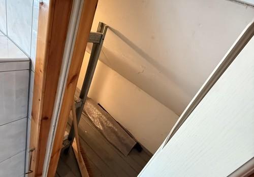 Abstellraum hinter Bad 1