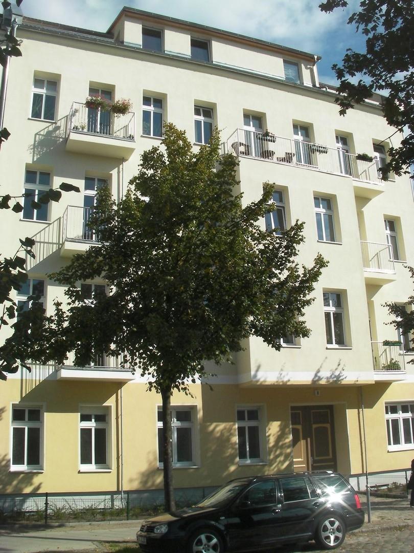 Straßenansicht Vorderhaus