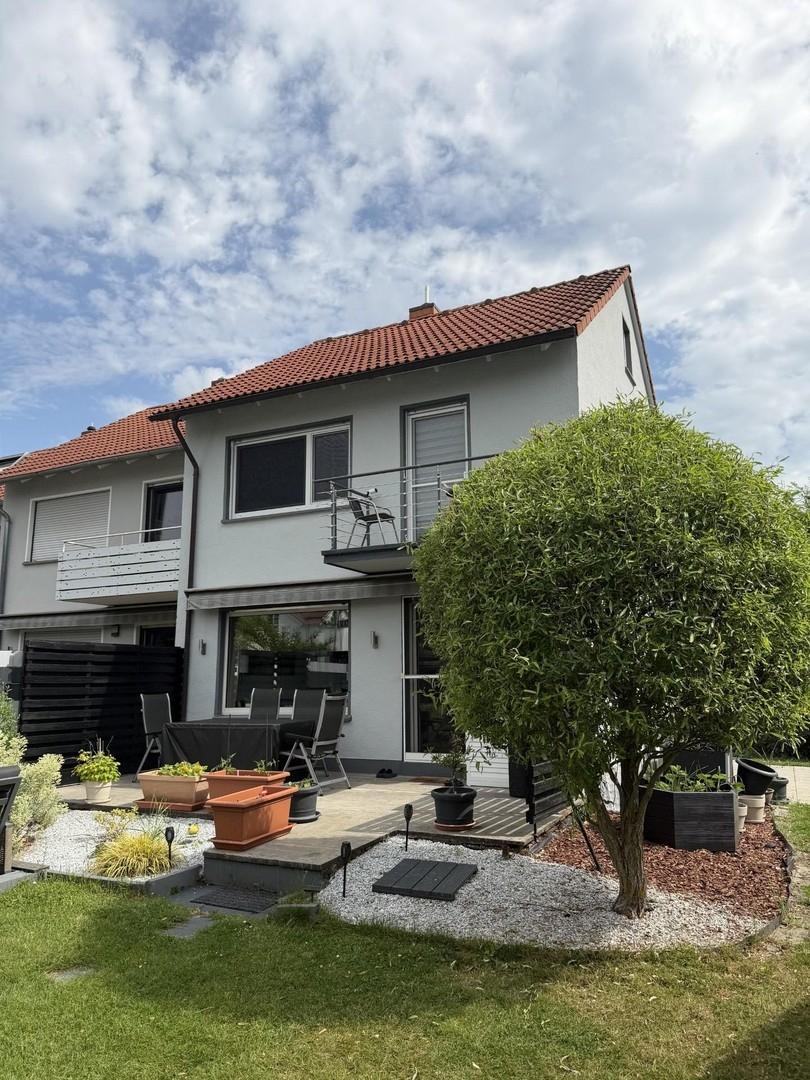 Haus Gartenansicht