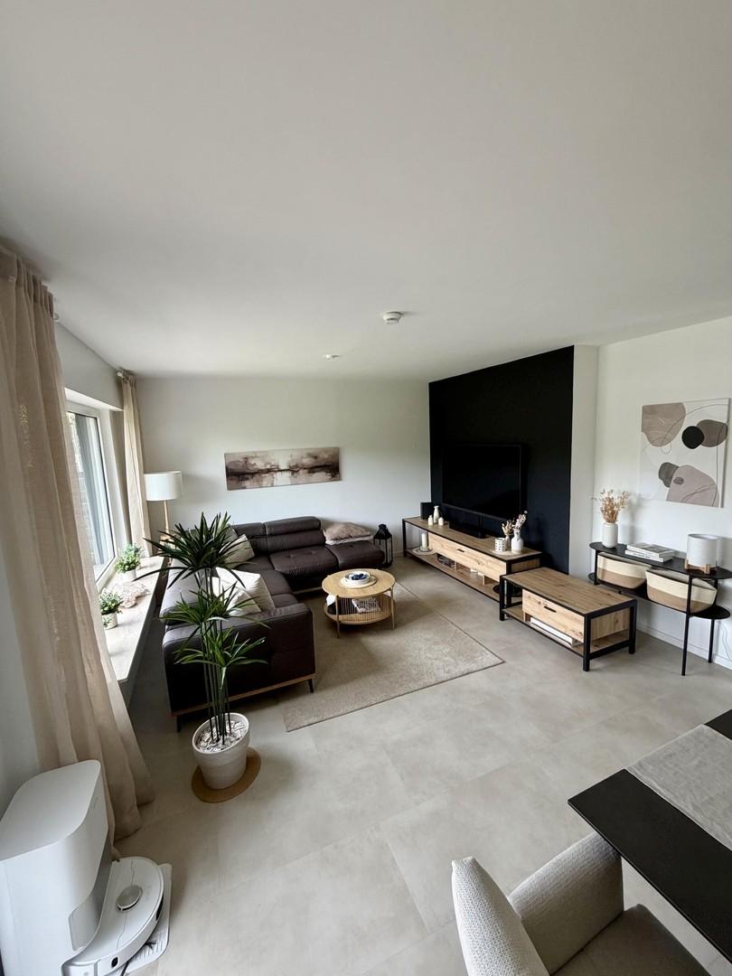 Wohnzimmer (2)