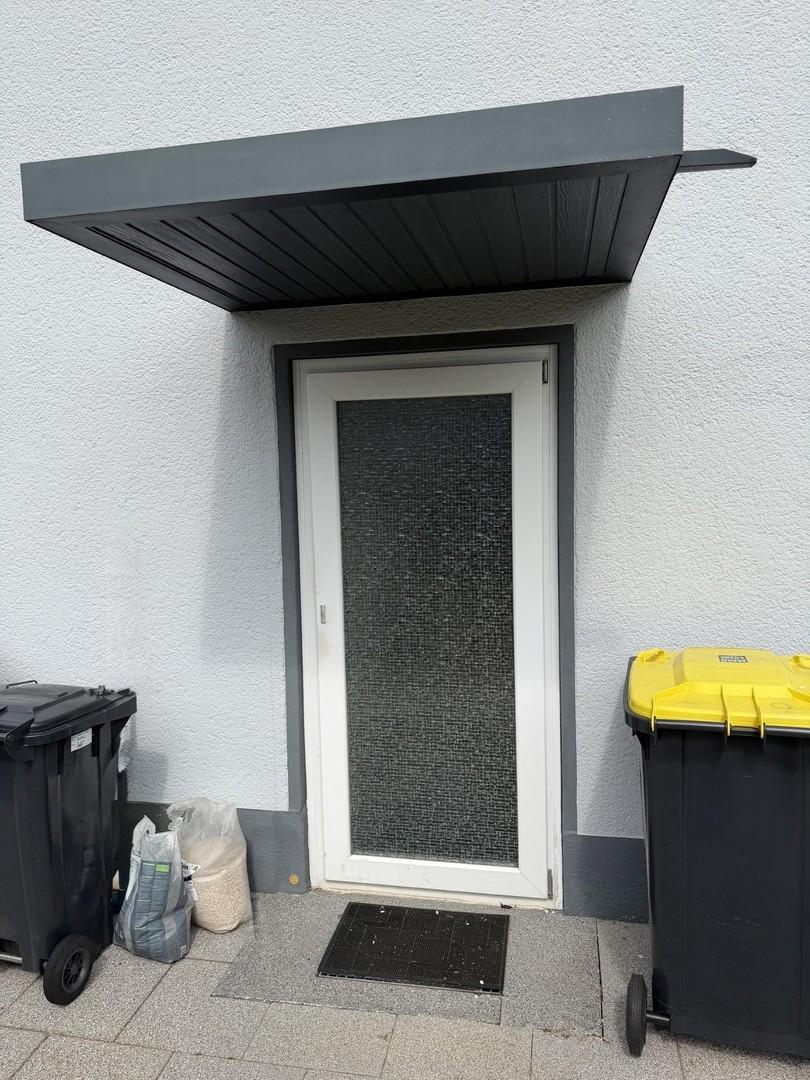 Seiteneingang Haus