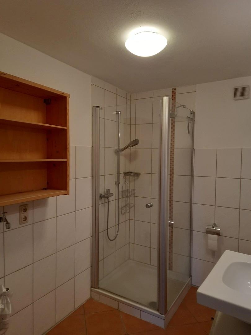Bad mit Dusche