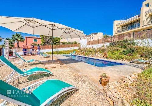 Garten mit Pool