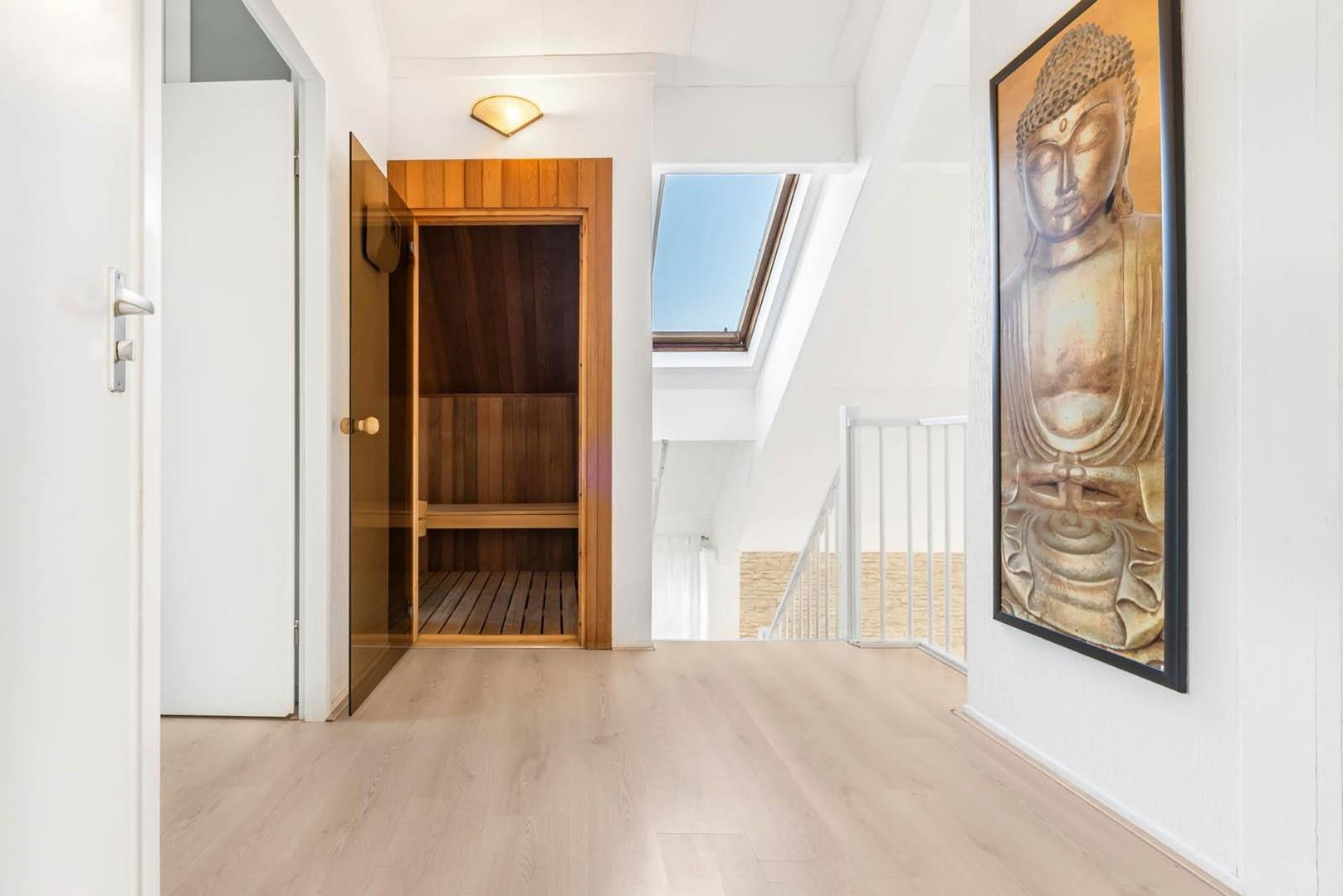 Empore oben/ Sauna