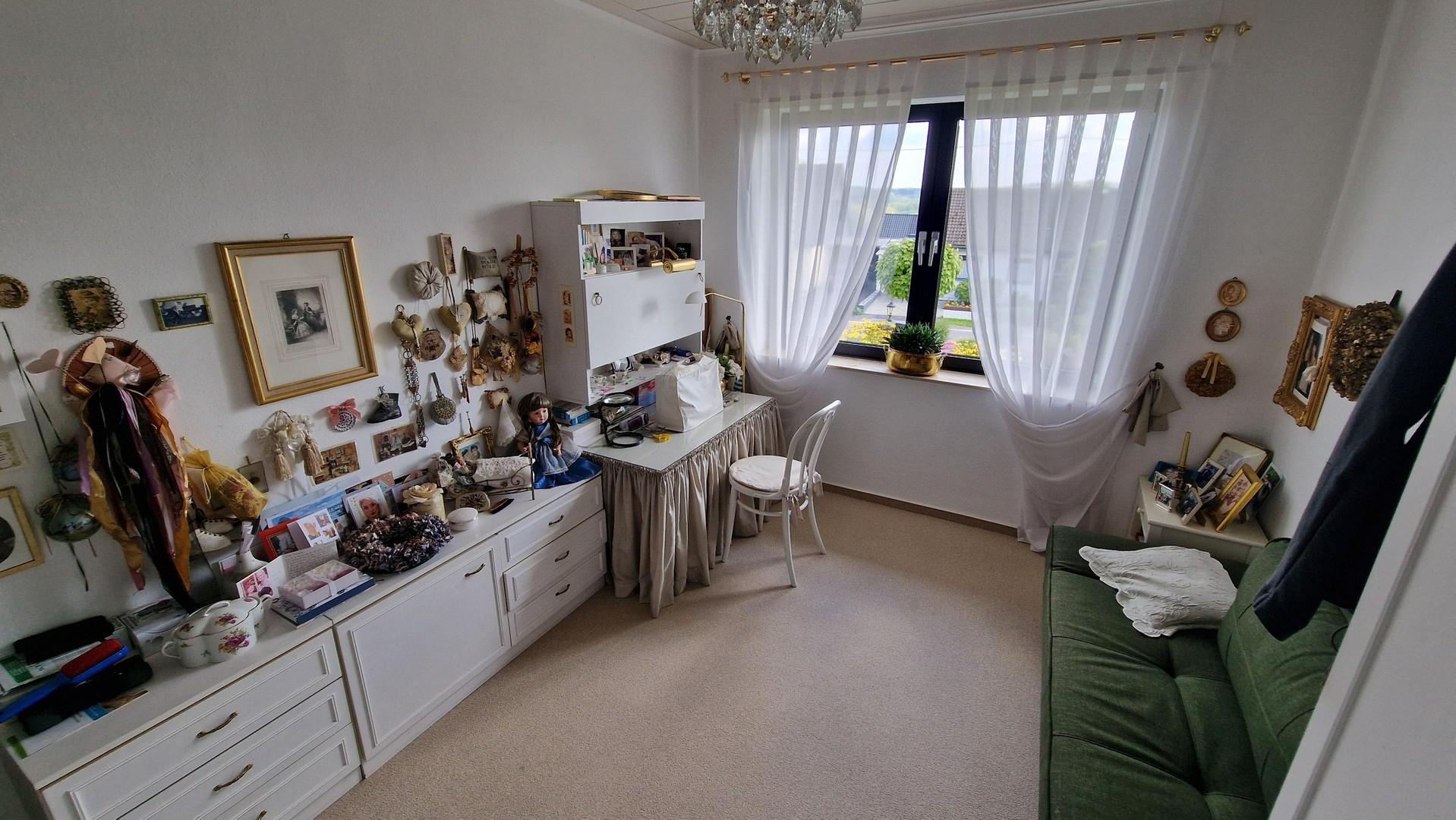 Kinder-/Ankleidezimmer