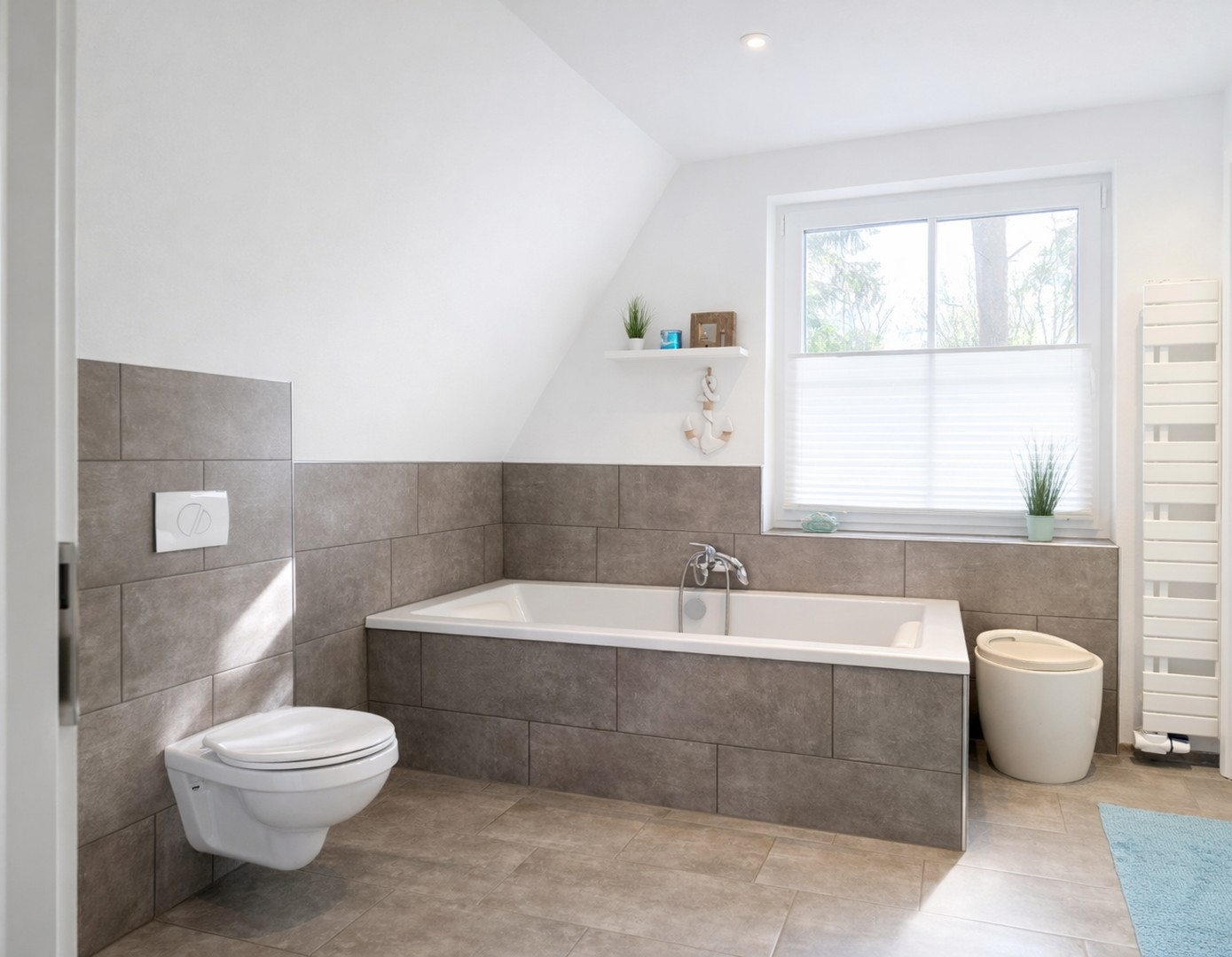 Extratiefe Badewanne EFH