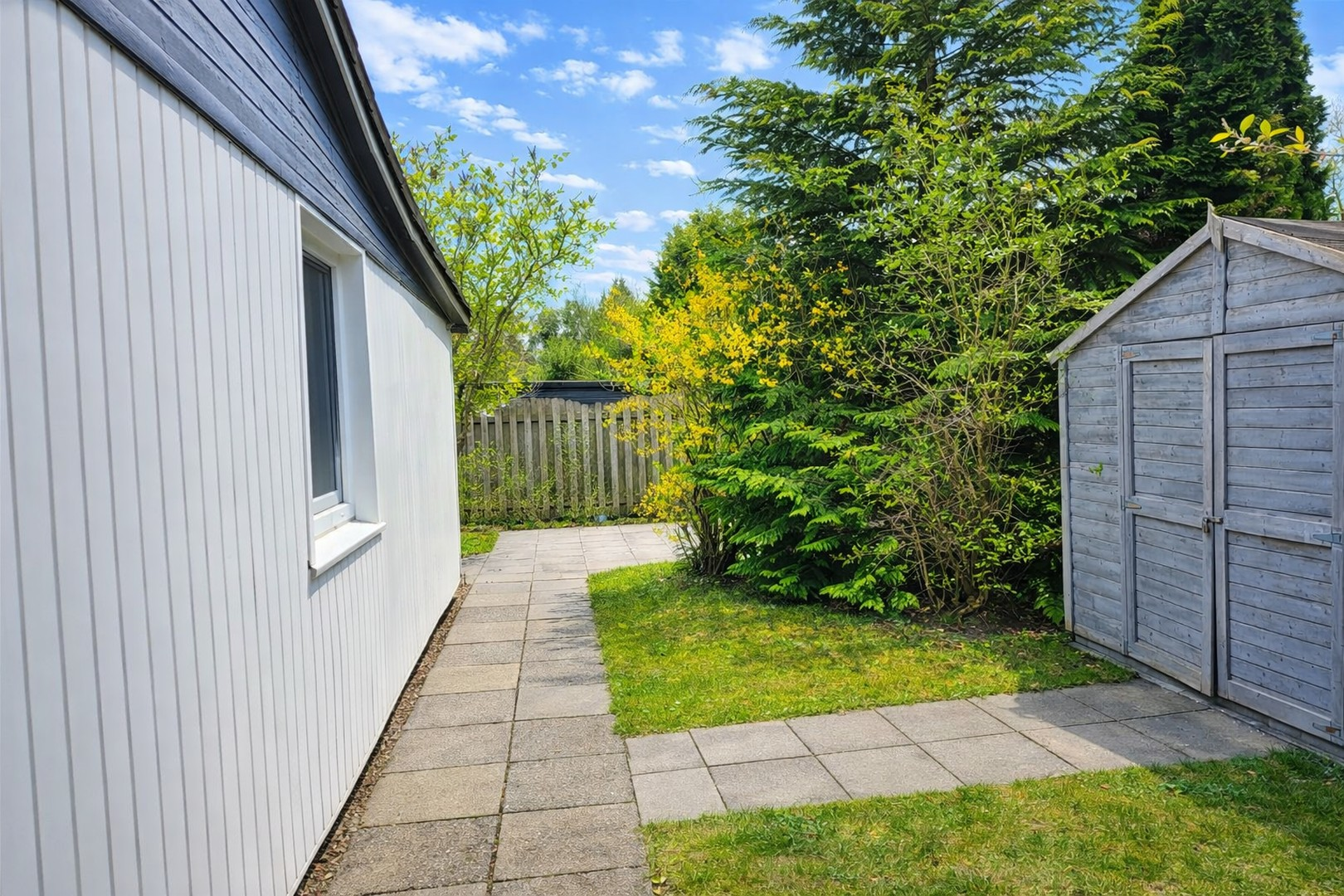 Bungalow Garten/Schuppen