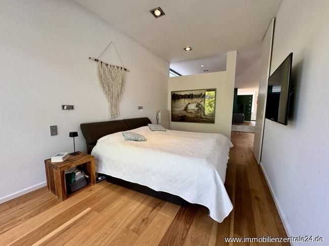 Schlafzimmer EG