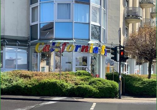 Außenansicht Mittelstraße Kreuzung