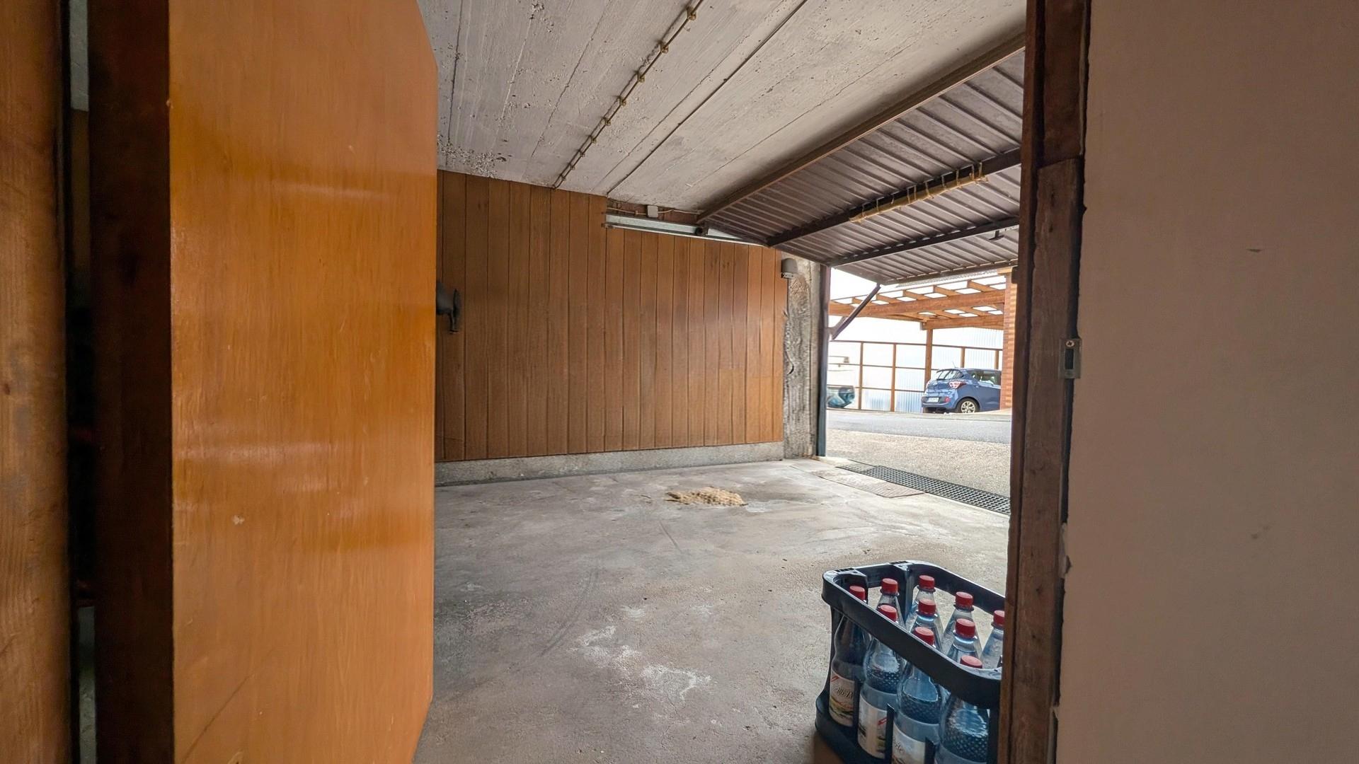 KG Durchgang Garage