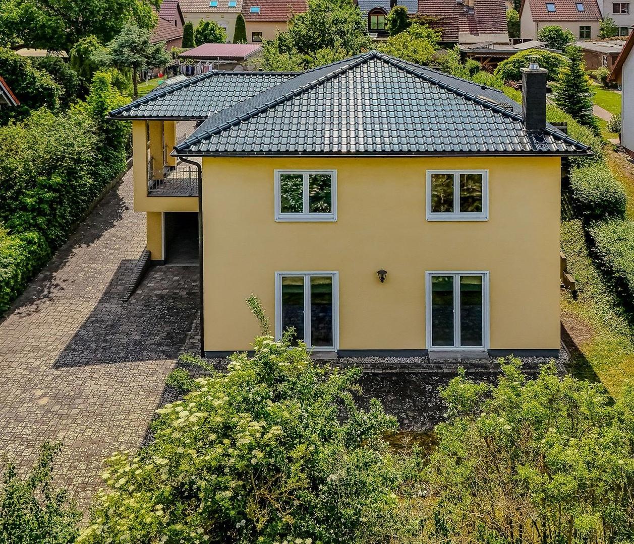 Blick aus dem Garten
