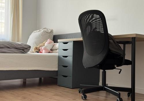 Kinder-/Gäste-/Arbeitzimmer