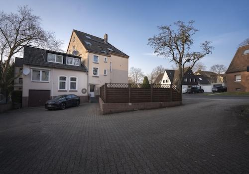 Außenansicht hinten (Eingang)