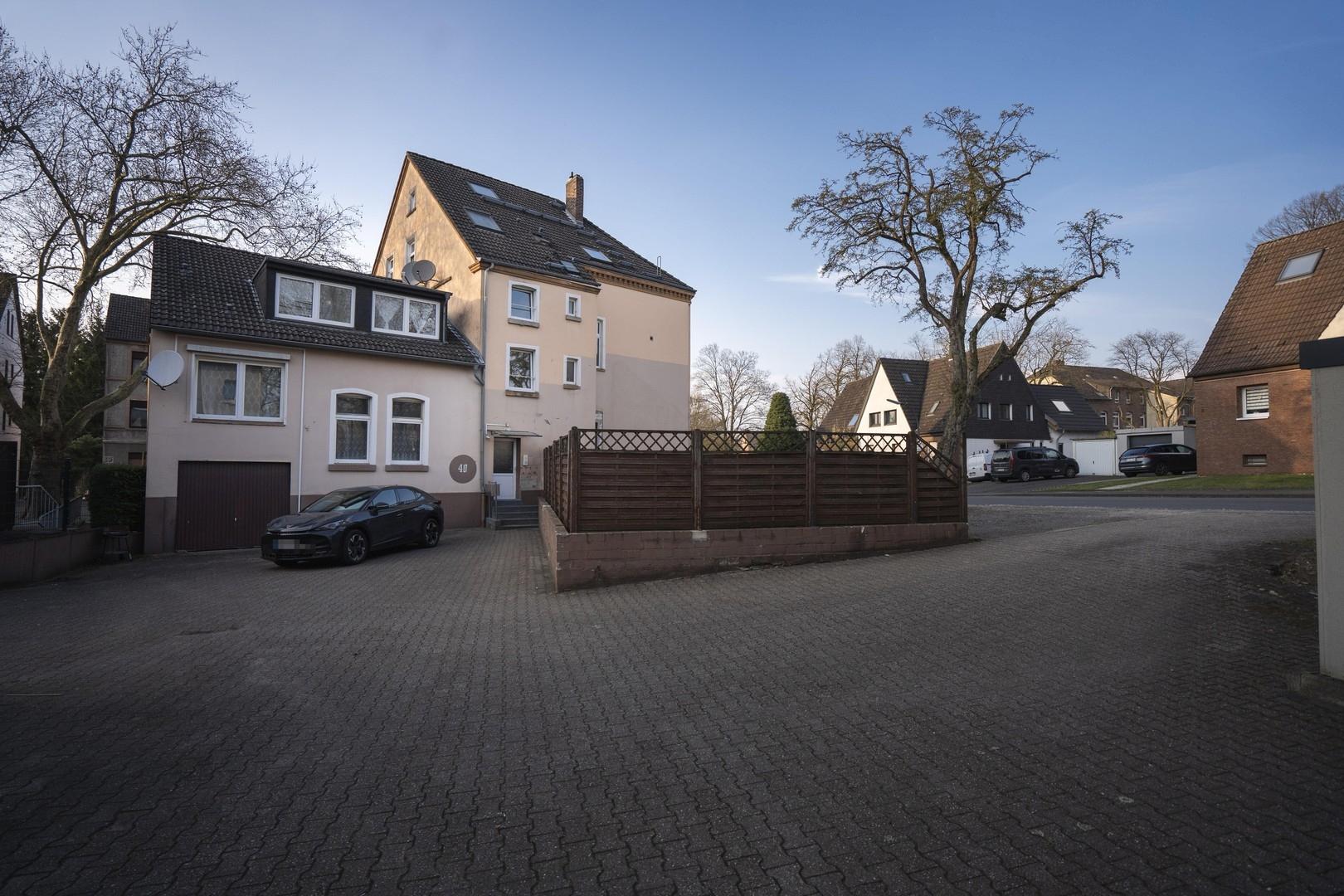 Außenansicht hinten (Eingang)