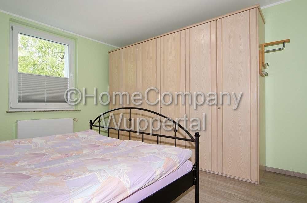 Kleiderschrank