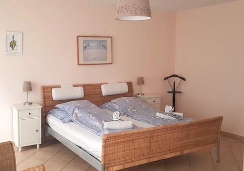 Schlafzimmer 1 EG