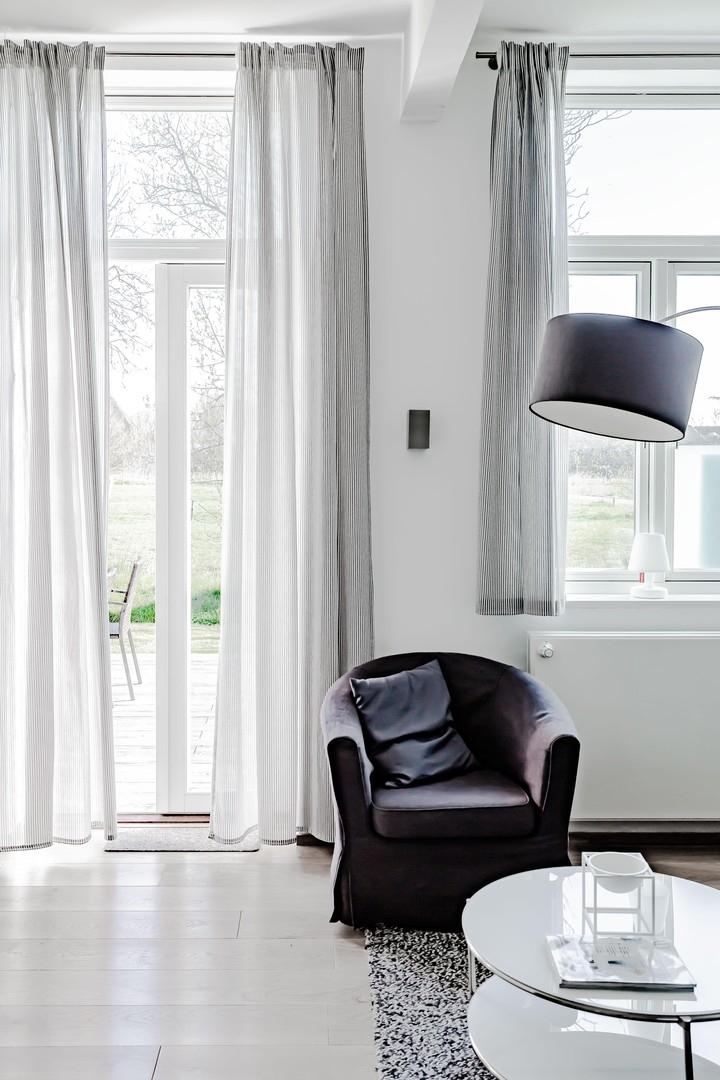 Wohnraum & Zugang zur Terrasse
