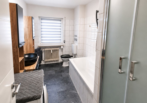 Bad groß